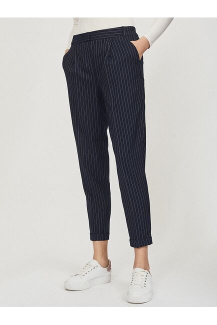 Укороченные брюки с защипами от byME 