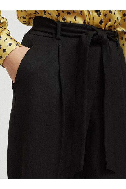 Брюки с поясом от byME 