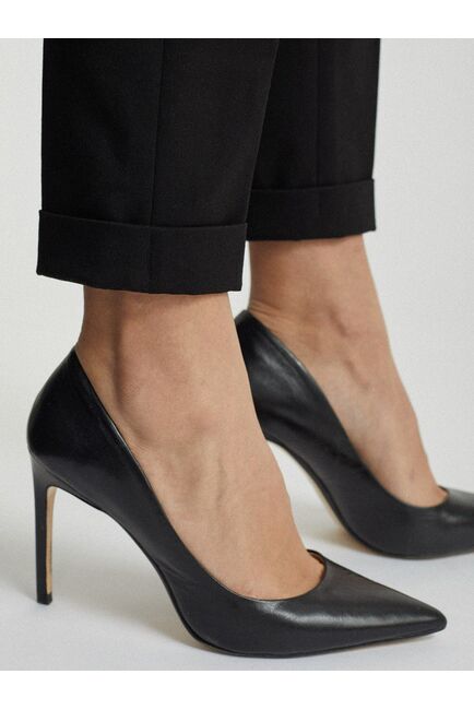 Брюки с поясом от byME 