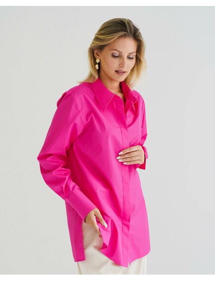 Рубашка женская из хлопка в ярко розовом цвете, в прямом силуэте с универсальной манжетой - 8583 от ByME 