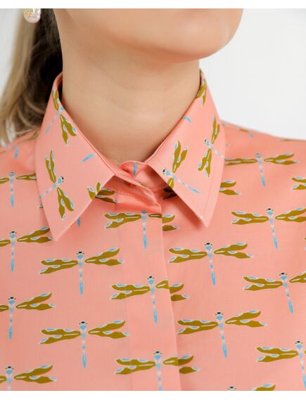 Женская рубашка из хлопка с принтом стрекозы на персиковом фоне -8728 от byME 