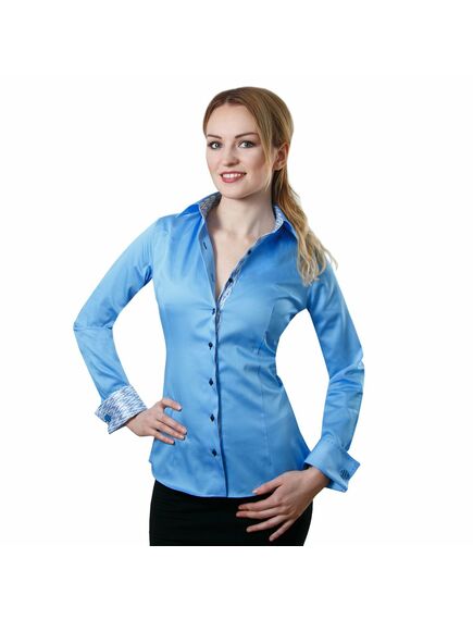 Приталенная женская рубашка под запонки голубая с контрастными вставками - 2007 от DoubleCuff 
