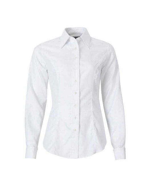 Приталенная женская рубашка под запонки белая с текстурой от  
