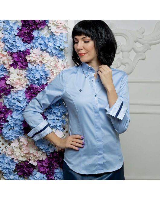 Приталенная женская рубашка на пуговицах голубая с двойным воротом - 1132 от Tonelli 