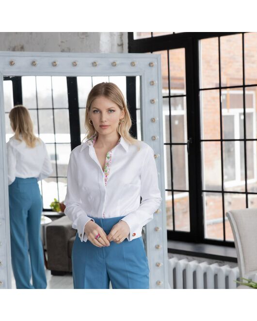 Женская рубашка под запонку белая с супатной застежкой с отделкой - 7878 от byME 