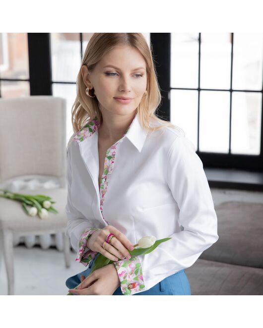 Женская рубашка под запонку белая с супатной застежкой с отделкой - 7878 от byME 