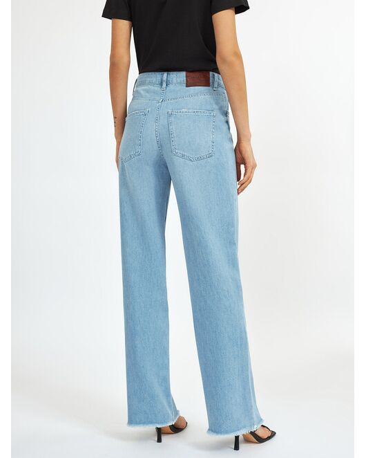 Джинсы женские светло-голубые от byME  Джинсы женские светло-голубые от byME