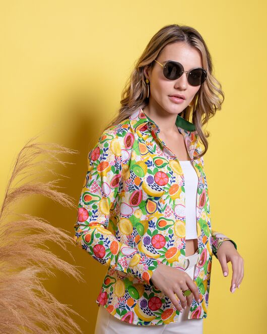 Женская рубашка под пуговицы полуприталенная фрукты - 8014 от byME 