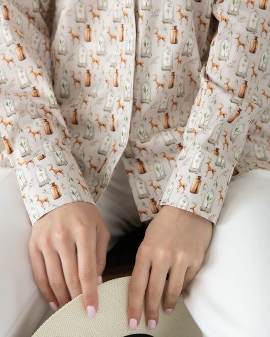 Женская рубашка в прямом силуэте в бежевых оттенках - 8028 от byME 