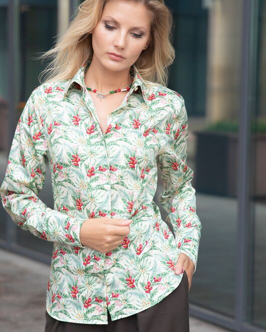 Женская рубашка под пуговицы полуприталенная тропический узор - 8058 от byME  Женская рубашка под пуговицы полуприталенная тропический узор - 8058 от byME