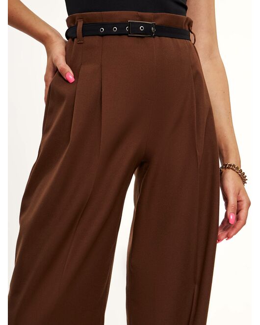 Прямые женские брюки с защипами от byME 