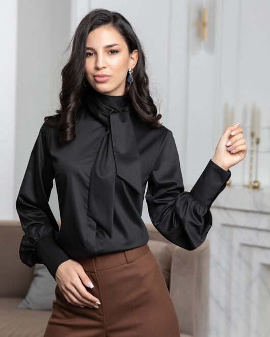 Женская блузка под пуговицы без отделки черная - 8067 от  