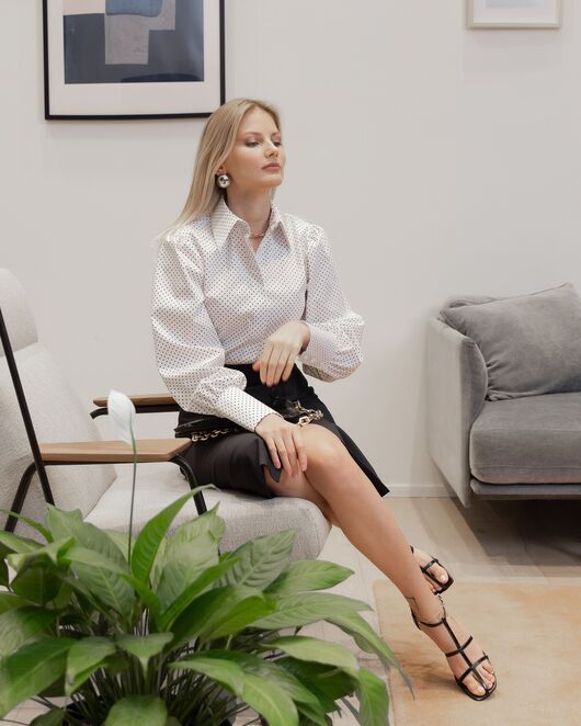 Женская рубашка с супатной застежкой белая в горох - 8094 от ByME 