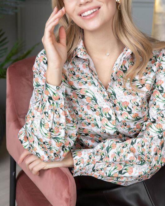 Женская рубашка с объемным рукавом узор оранжевые цветы - 8120 от byME 