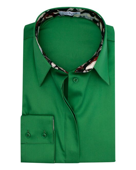 Женская рубашка под пуговицы с супатной застежкой полуприталенная с отделкой цветы - 8140 от byME 