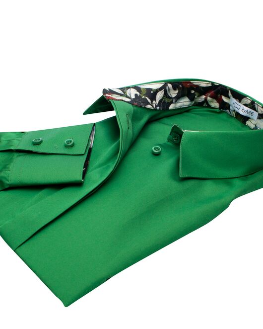 Женская рубашка под пуговицы с супатной застежкой полуприталенная с отделкой цветы - 8140 от byME 