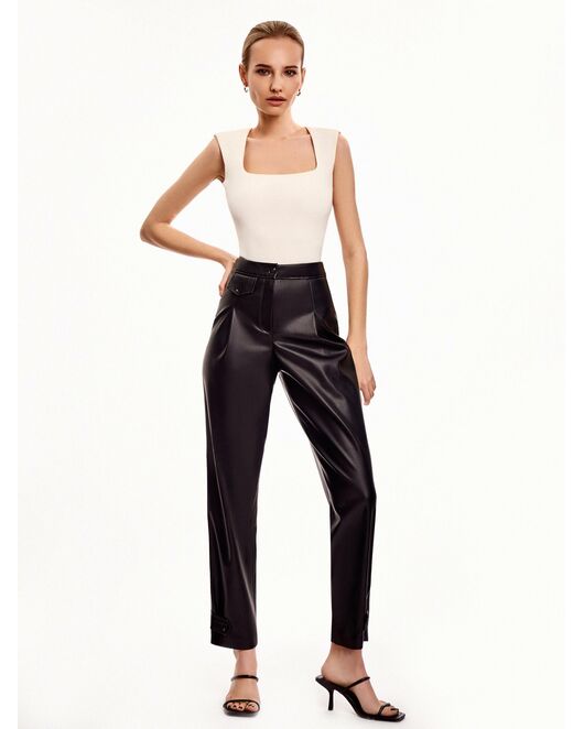 Брюки из экокожи с защипами СА-0-91205_50007[167] от ByME 