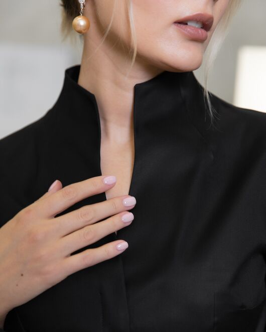 Женская рубашка под запонку черная воротник стойка - 7918 от byME 