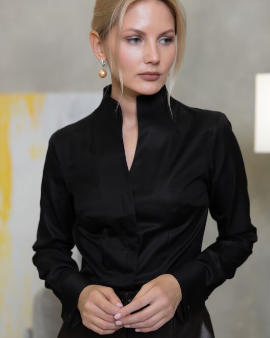 Женская рубашка под запонку черная воротник стойка - 7918 от byME 