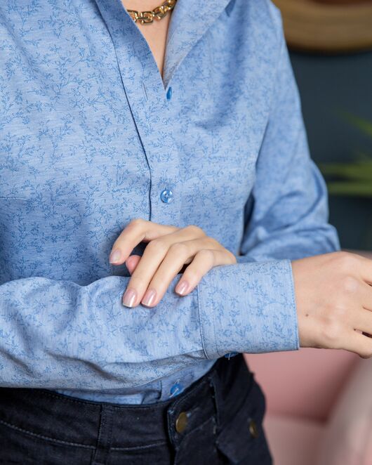 Женская рубашка под пуговицы полуприталенная - 8181 от byME 