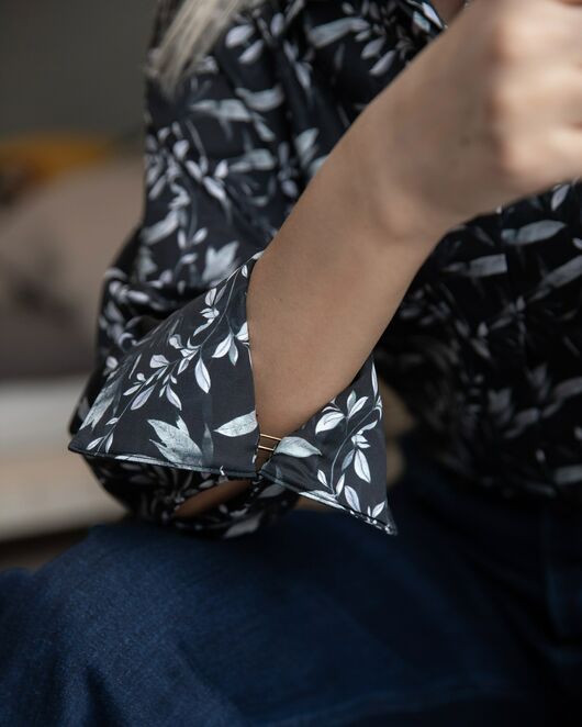 Женская рубашка под запонку черная - 8225 от byME  Женская рубашка под запонку черная - 8225 от byME