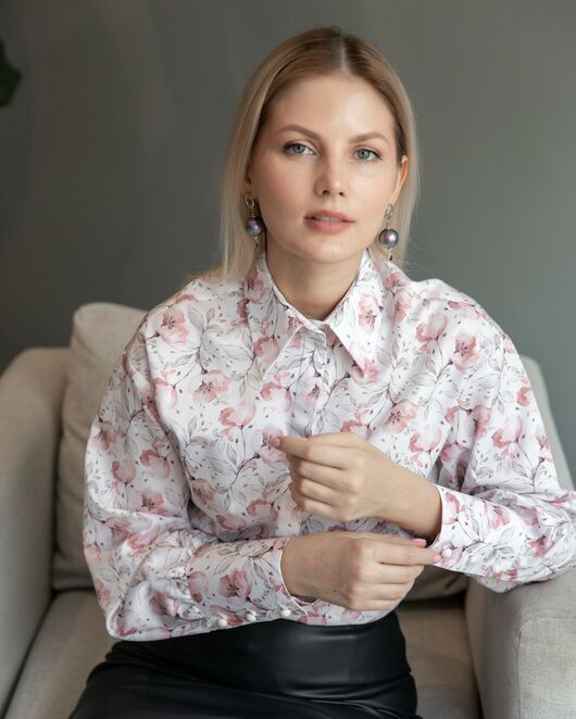 Женская рубашка с пышным рукавом узор цветы - 8228 от byME 