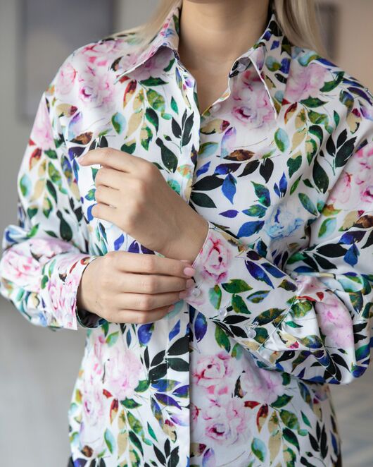 Женская рубашка с пышным рукавом узор цветы - 8229 от byME 