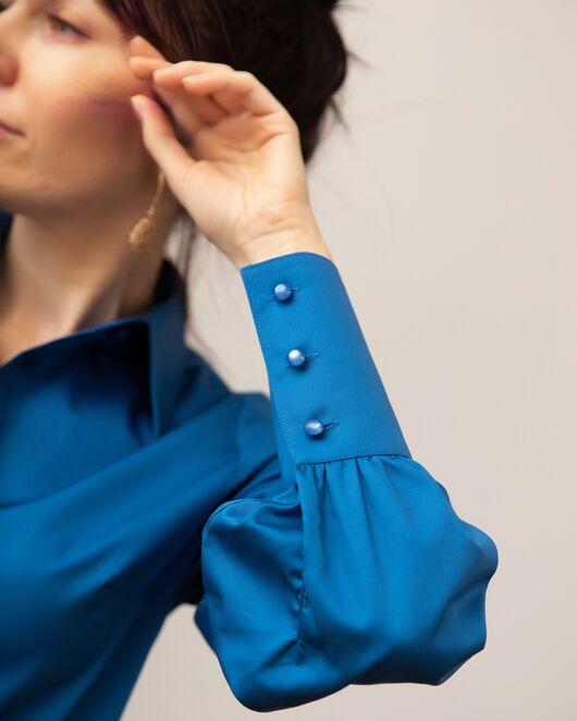 Женская рубашка с пышным рукавом кобальт - 8249 от byME 