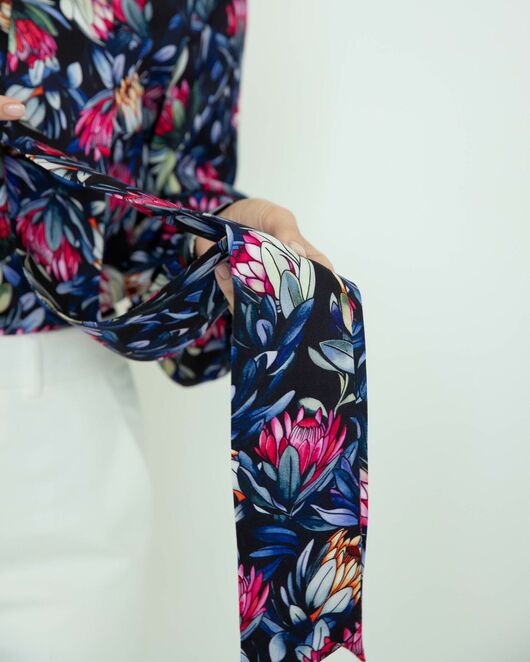 Женская блузка с бантом принт протеи - 8275 от byME 