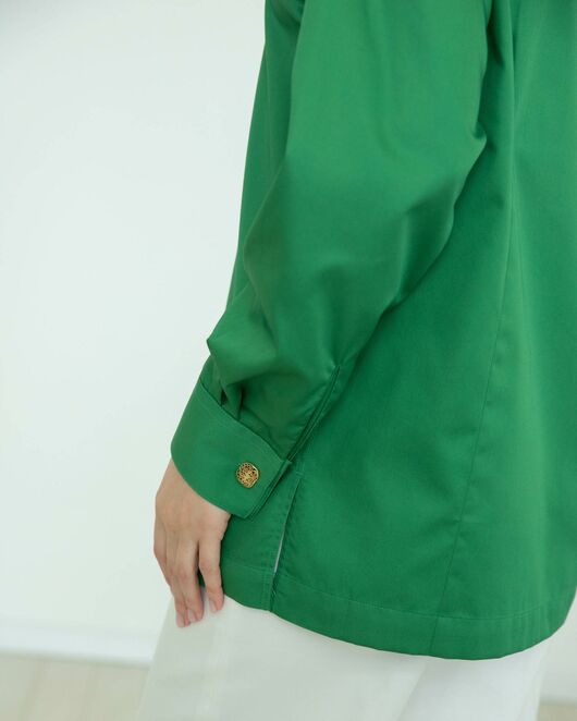 Женская рубашка с супатной застежкой зелёная - 8289 от byME 