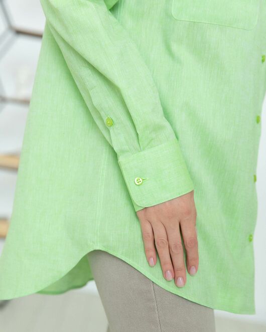 Женская льняная рубашка в оверсайз силуэте салатовая - 8293 от byME  Женская льняная рубашка в оверсайз силуэте салатовая - 8293 от byME