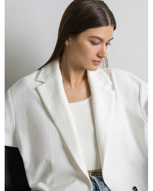 Жакет с застёжкой-кнопкой белый от byME 