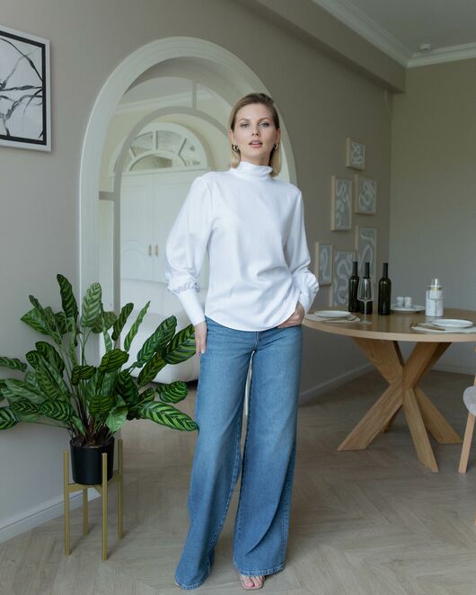 Женская рубашка с высоким манжетом белая - 8243 от byME 