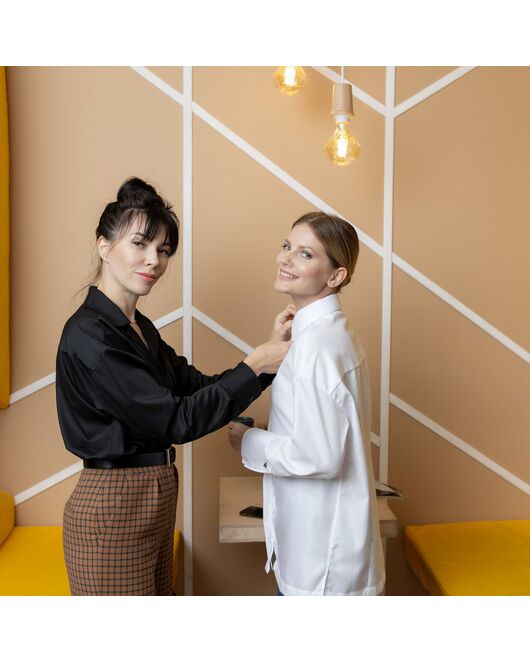 Женская рубашка с высоким манжетом под запонку белая фактура ёлочка - 8264 от byME 