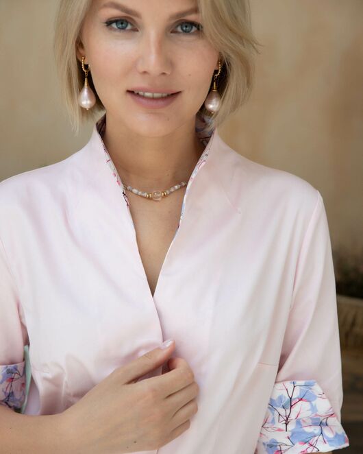 Женская рубашка воротник стойка с рукавом 3/4 розовая - 8317 от byME 