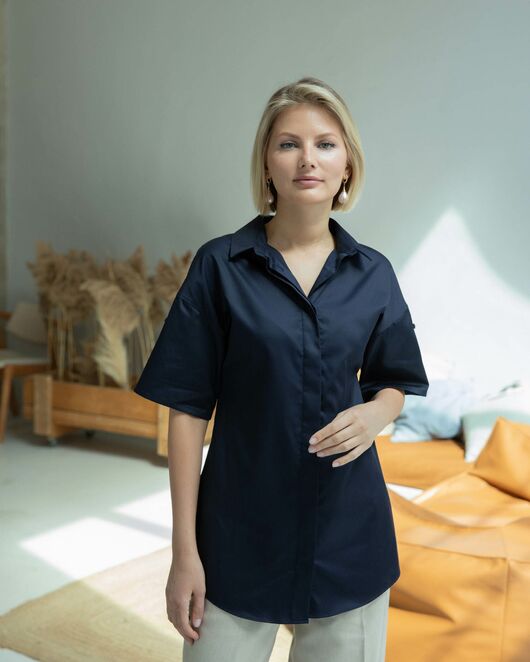 Женская рубашка с коротким рукавом тёмно-синяя - 8328 от byME 