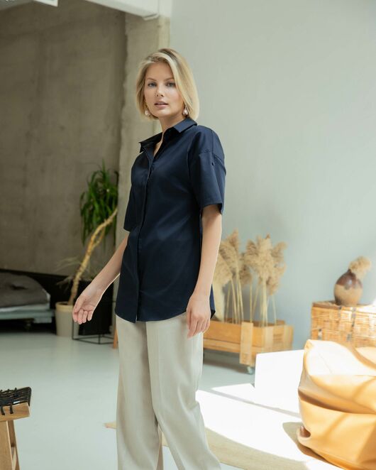 Женская рубашка с коротким рукавом тёмно-синяя - 8328 от byME 