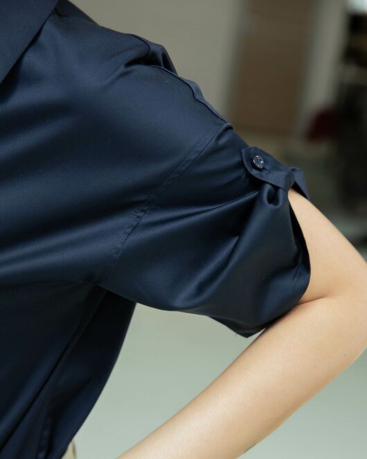 Женская рубашка с коротким рукавом тёмно-синяя - 8328 от byME 