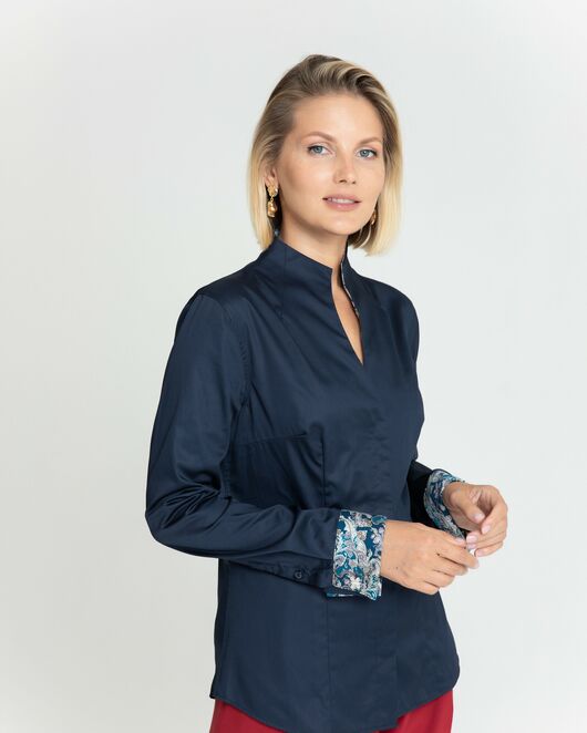 Женская рубашка воротник стойка тёмно-синяя под запонки с отделкой пейсли  - 8346 от byME 
