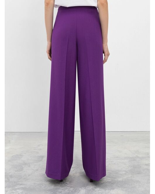 Широкие женские брюки со стрелками фиолетовые от byME 
