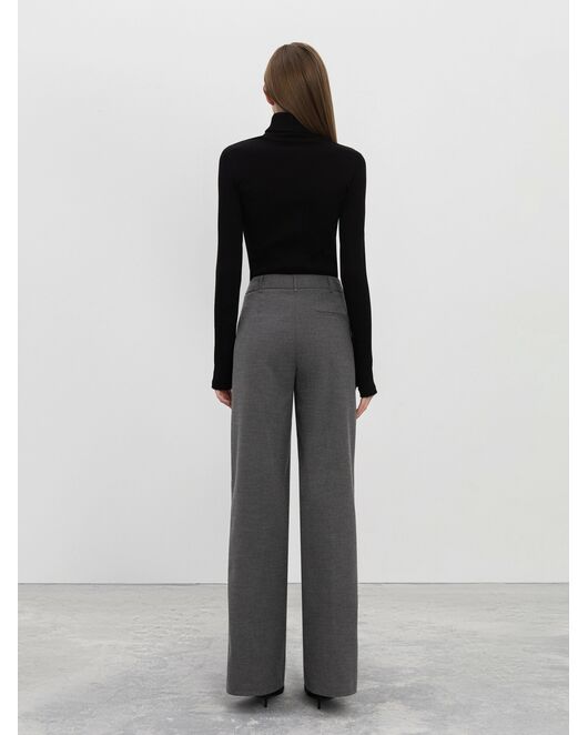 Расклешенные брюки со стрелками серые от byME 