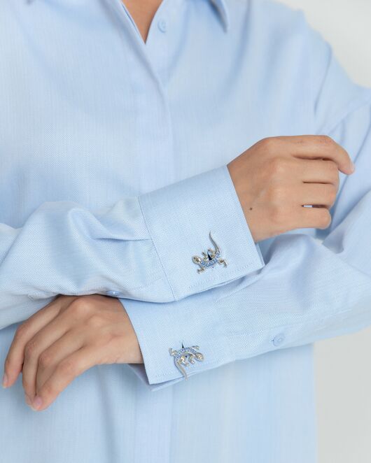 Женская рубашка с универсальным манжетом голубая из фактурной ткани - 8360 от byME 