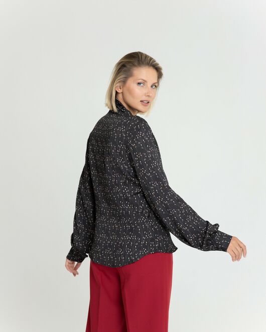 Женская блузка с бантом чёрная с принтом - 8379 от byME  Женская блузка с бантом чёрная с принтом - 8379 от byME