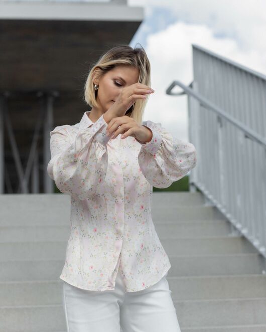 Женская рубашка под пуговицы принт розы - 8380 от byME  Женская рубашка под пуговицы принт розы - 8380 от byME