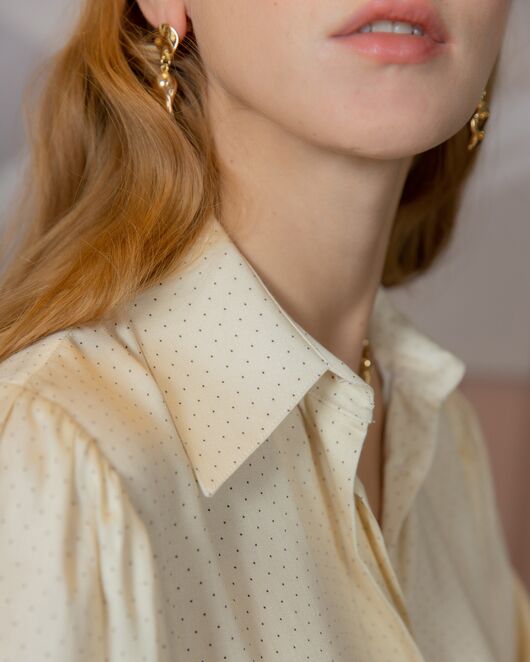 Женская блузка с пышным рукавом в мелкий горох цвет шампань - 8394 от ByME 