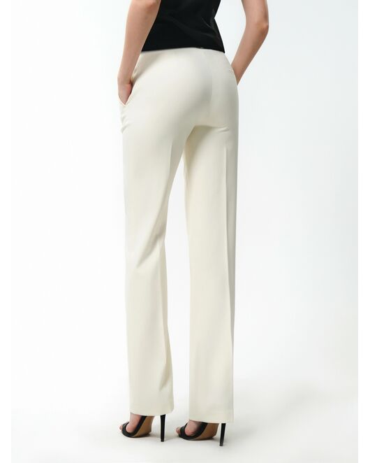 Классические брюки на средней посадке молочные от byME 