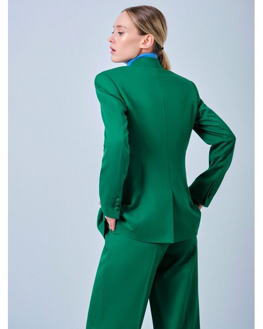 Женский приталенный пиджак на пуговице зелёный от byME 