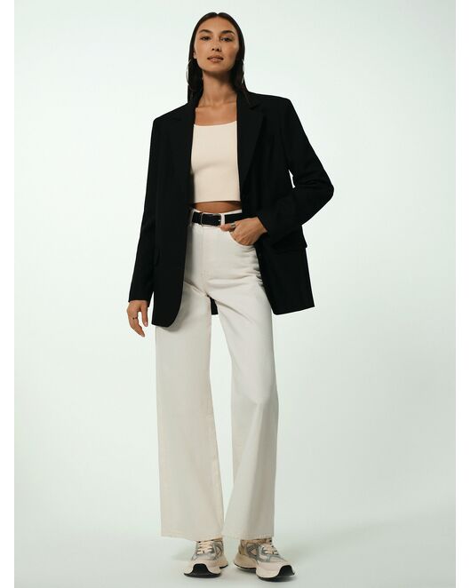 Укороченный трикотажный топ от byME  Укороченный трикотажный топ от byME