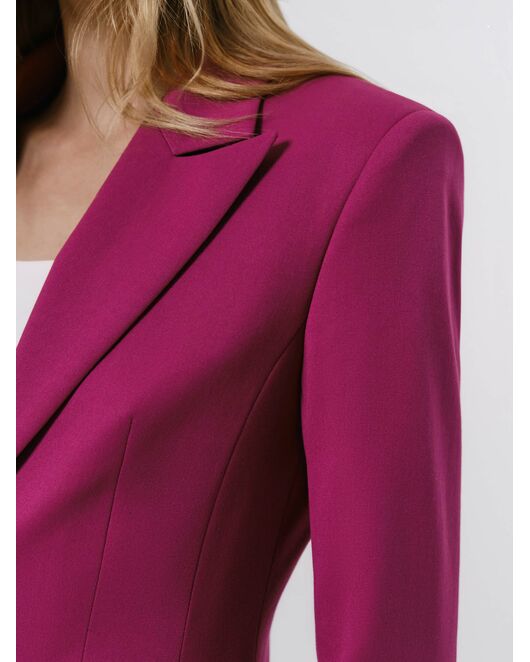 Приталенный жакет на пуговице от byME 