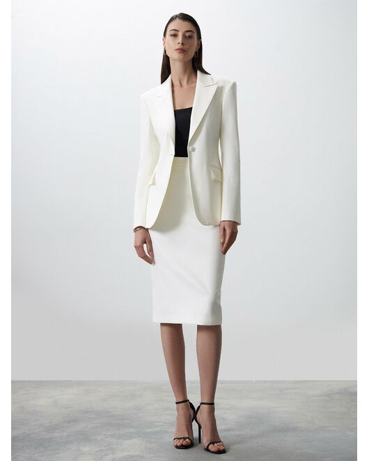 Женский приталенный пиджак на одной пуговице экрю от ByME 